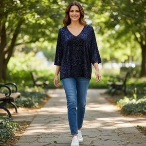 Last Tango Blue burn out velour leopard print V-Neck Blouse size small